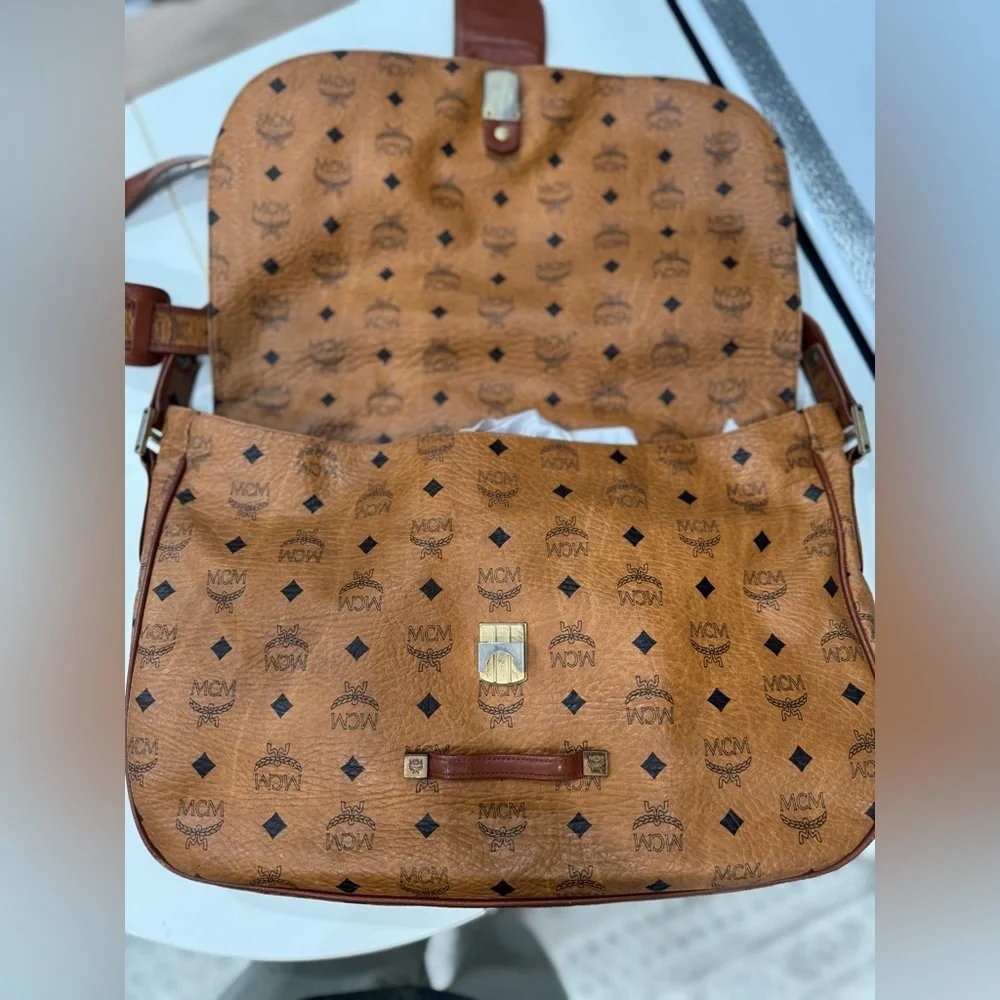 MCM vintage visetos